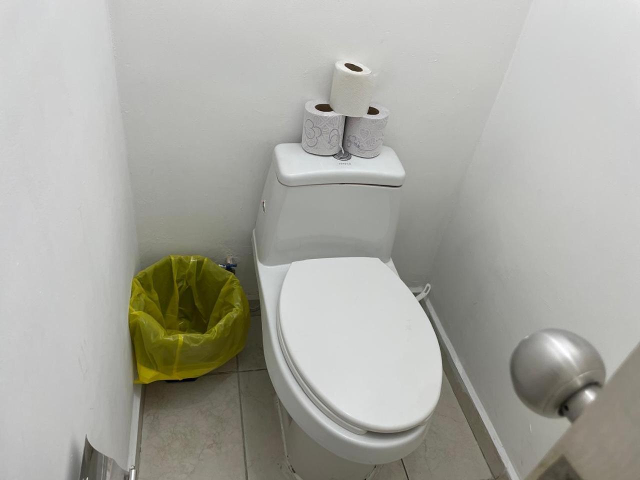 Casa De 3 Recamaras A 5 Min Del Aeropuerto Сasa de vacaciones *